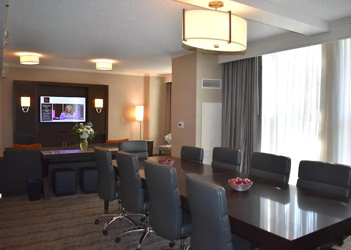 Chicago Marriott O'hare Hotel 3*