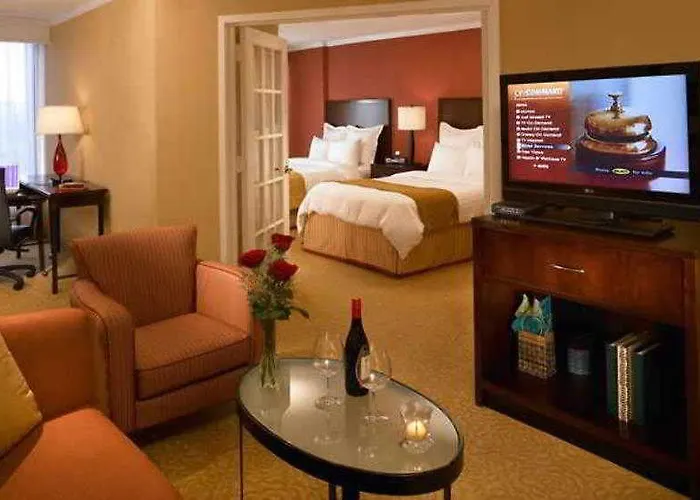 Hotel Chicago Marriott O'hare 3*
